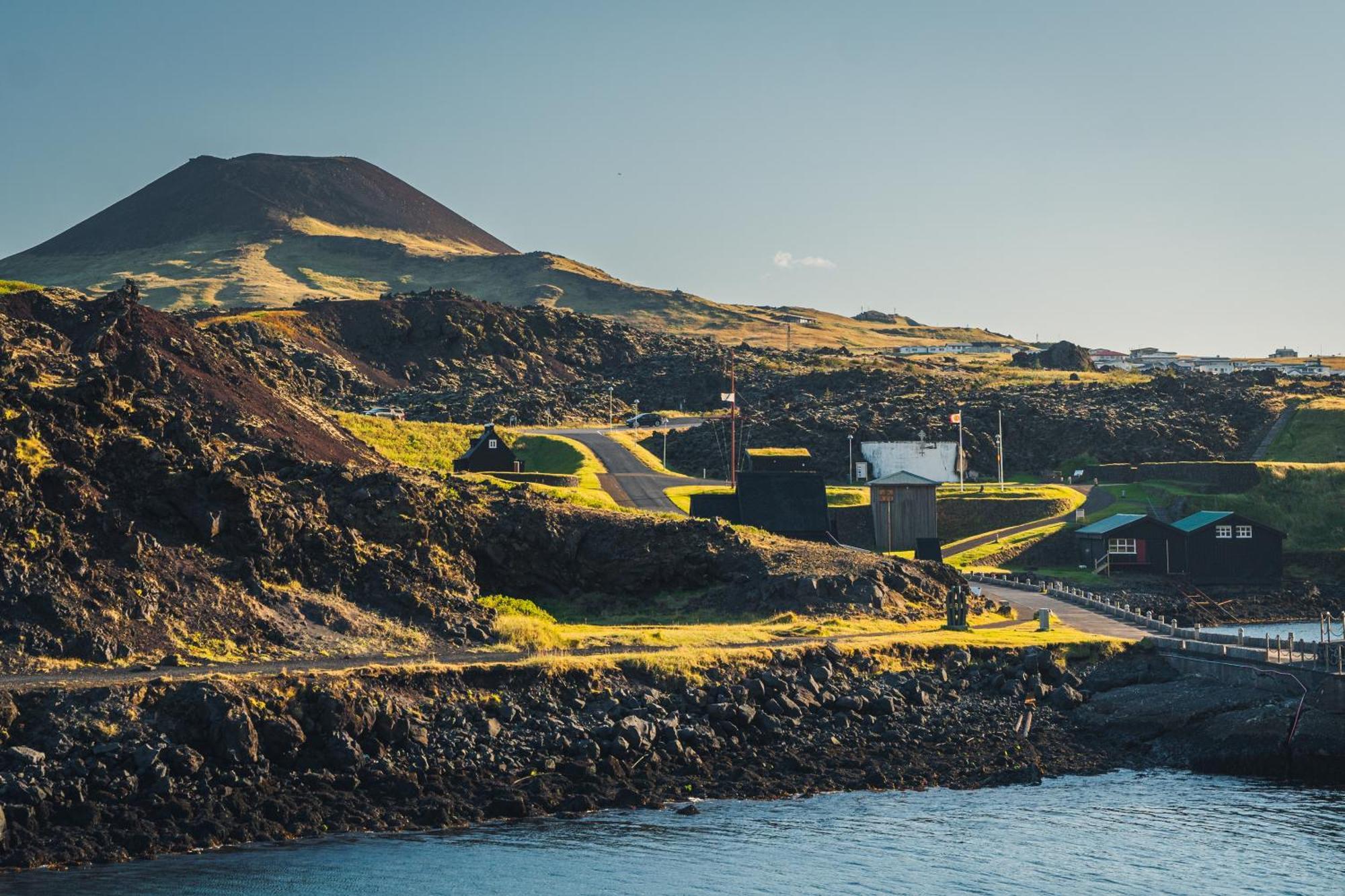 Westman Islands Inn Vestmannaeyjar Exterior foto